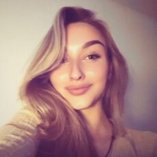 Фотография девушки Алина, 18 лет из г. Санкт-Петербург