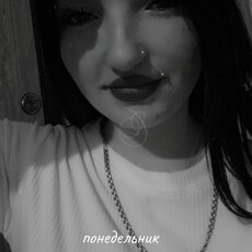 Фотография девушки Полина, 21 год из г. Кострома