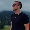 Денис, 23 года