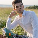 Рустам, 20 лет