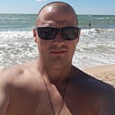Артем, 45 лет