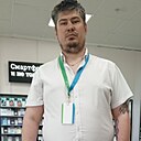 Михаил, 33 года