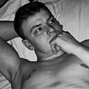Макс, 24 года