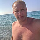 Август, 39 лет