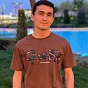 Расулжон, 23 года