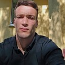 Alı, 22 года