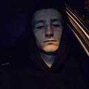 Олег, 21 год