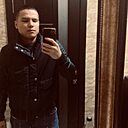 Isa, 22 года