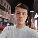 Михаил, 32 года