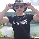 Юрий, 33 года