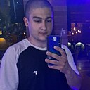 Лаврентий, 20 лет