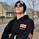 Андрей, 18 лет