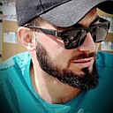 Красавчик, 33 года