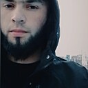 Али, 24 года