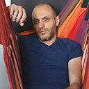 Niks, 42 года