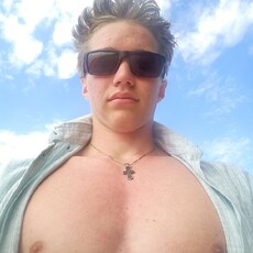 Фотография мужчины Илья, 18 лет из г. Краснодар