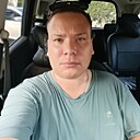Виктор, 32 года