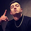 Адам, 24 года