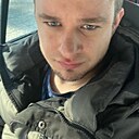 Илья, 33 года