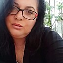 Dama Pika, 44 года
