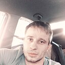 Ден, 32 года