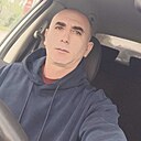 Сам, 44 года