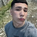 Алишер, 20 лет