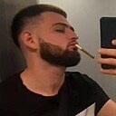 Макс, 33 года