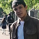 Шахжахон, 20 лет
