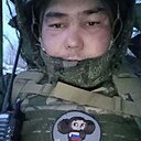 Ли, 25 лет