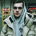Максим, 24 года