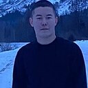 Дамир, 22 года