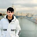 Iskandar, 21 год