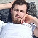 Умар, 25 лет
