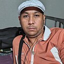 Бегзодбек, 40 лет