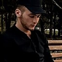 Alı, 22 года