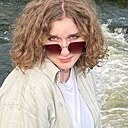 Люба, 19 лет