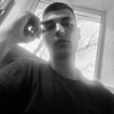 Roman, 24 года
