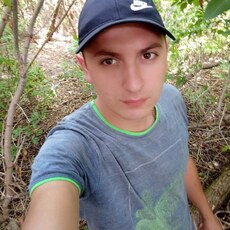 Фотография мужчины Валерий, 30 лет из г. Мариуполь