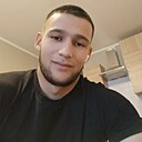 Иса, 22 года