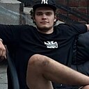 Виталий, 23 года