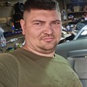 Виктор, 33 года