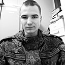 Роман, 25 лет