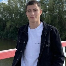 Фотография мужчины Арсений, 22 года из г. Бийск