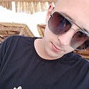 Роман, 24 года