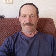 Фотография мужчины Владимир, 67 лет из г. Омск