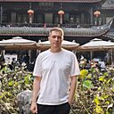 Серый, 33 года