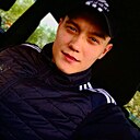 Макс, 24 года