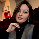 Зарина, 23 года