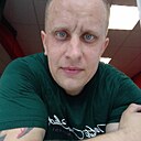 Михаил, 32 года
